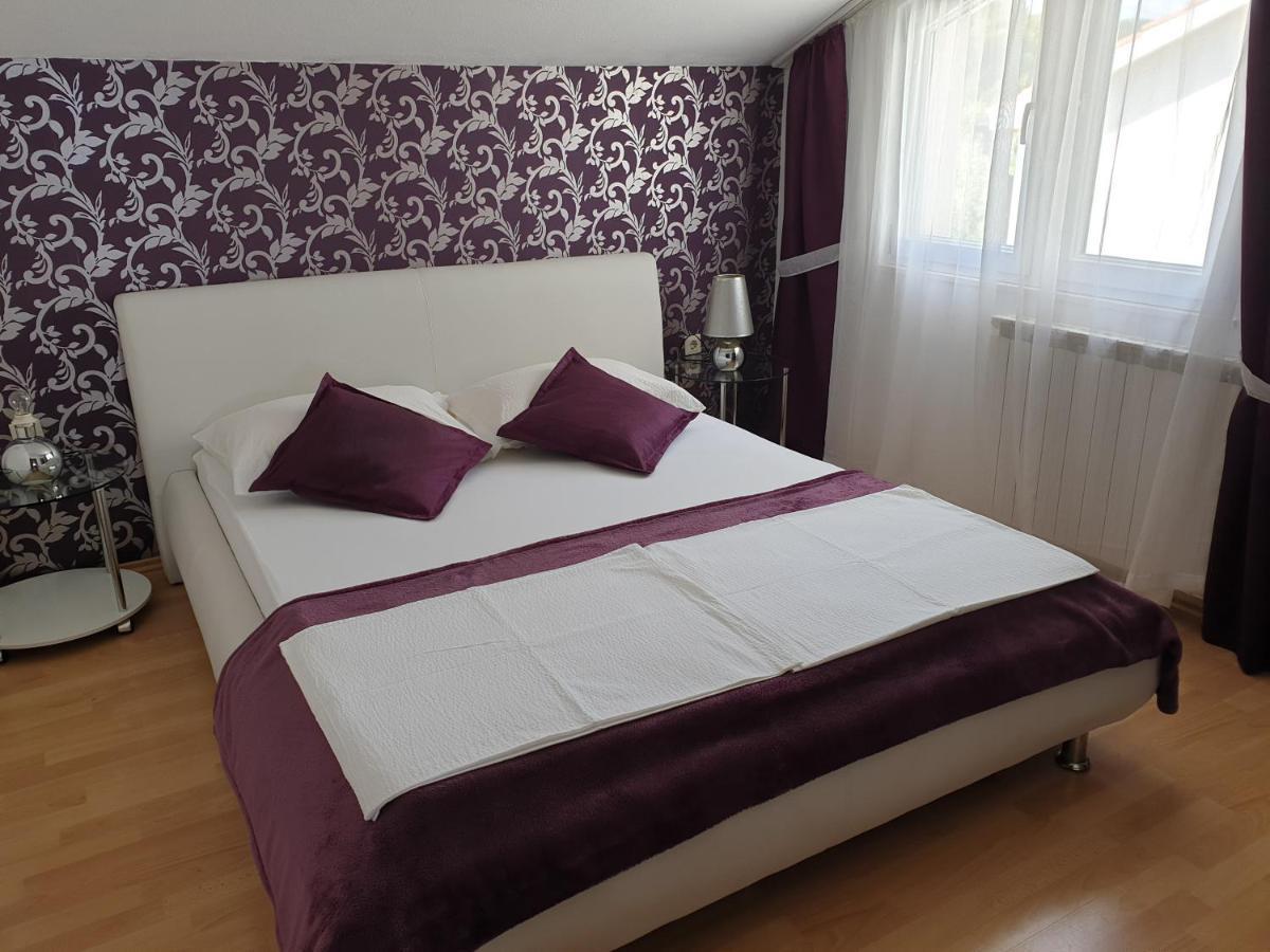 Apartments Sole Сумартин Екстериор снимка