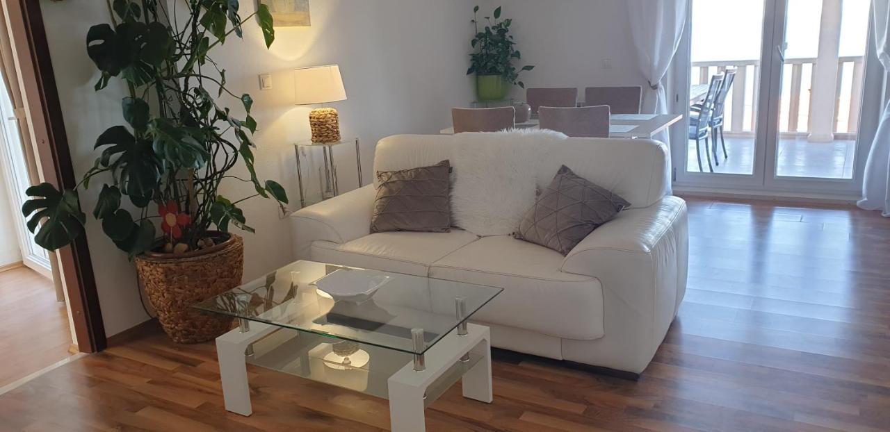 Apartments Sole Сумартин Екстериор снимка