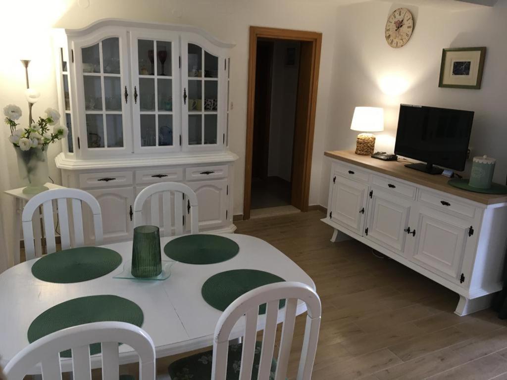 Apartments Sole Сумартин Екстериор снимка