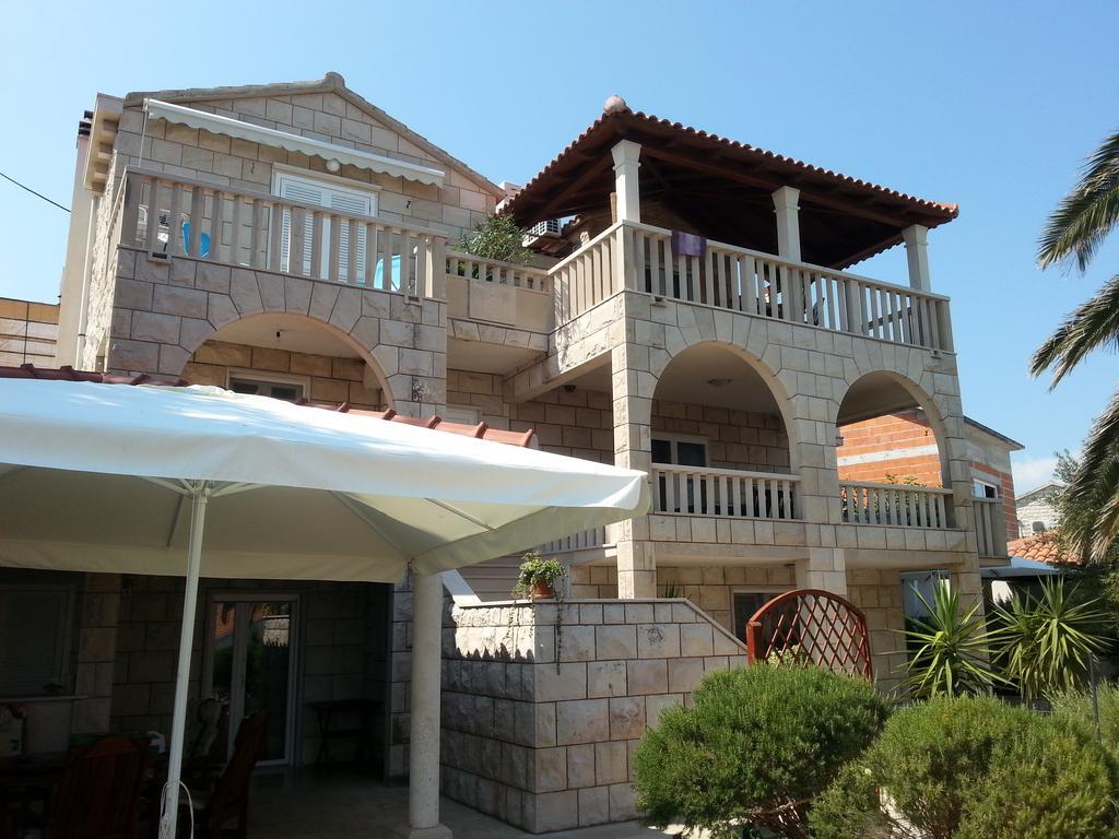 Apartments Sole Сумартин Екстериор снимка